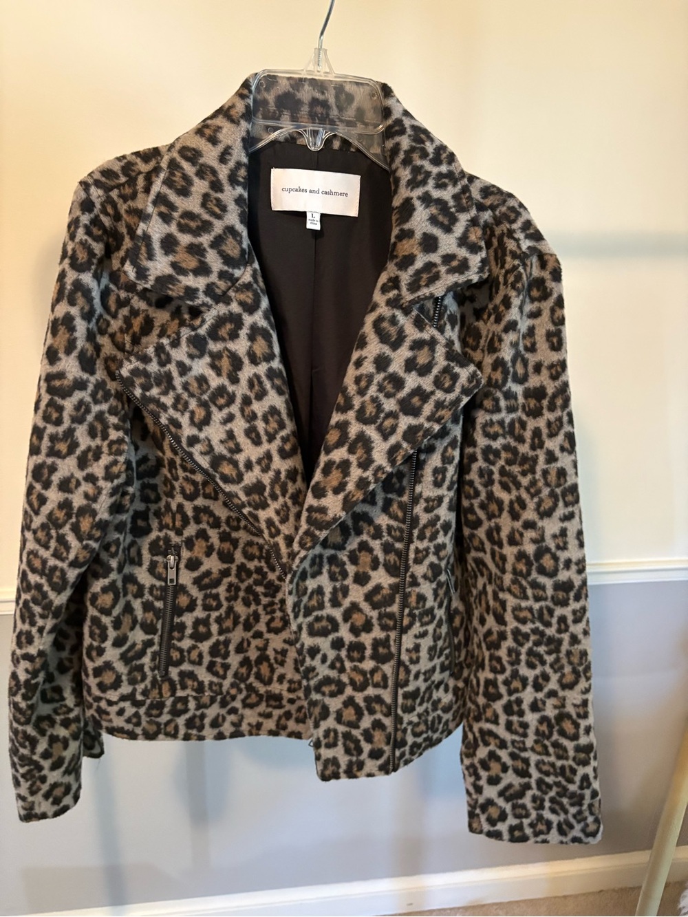 Moto Style Faux Fur Jacket - Picture 2 of 4